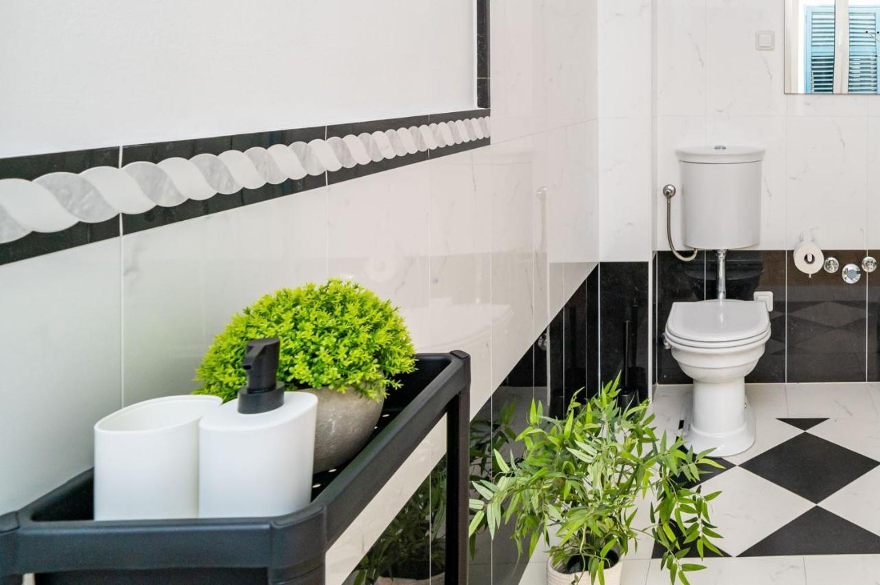 Laus Ii, Lovely Apartment In Old Town Dubrovnik Bagian luar foto