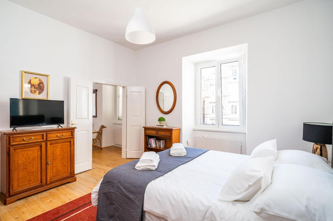 Laus Ii, Lovely Apartment In Old Town Dubrovnik Bagian luar foto