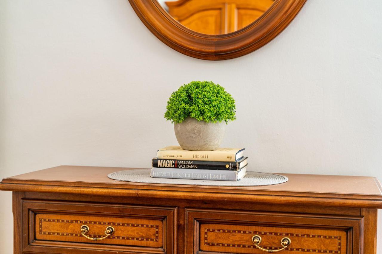 Laus Ii, Lovely Apartment In Old Town Dubrovnik Bagian luar foto