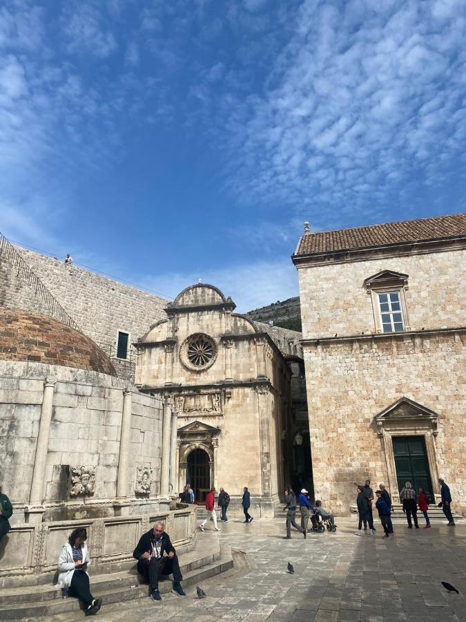 Laus Ii, Lovely Apartment In Old Town Dubrovnik Bagian luar foto